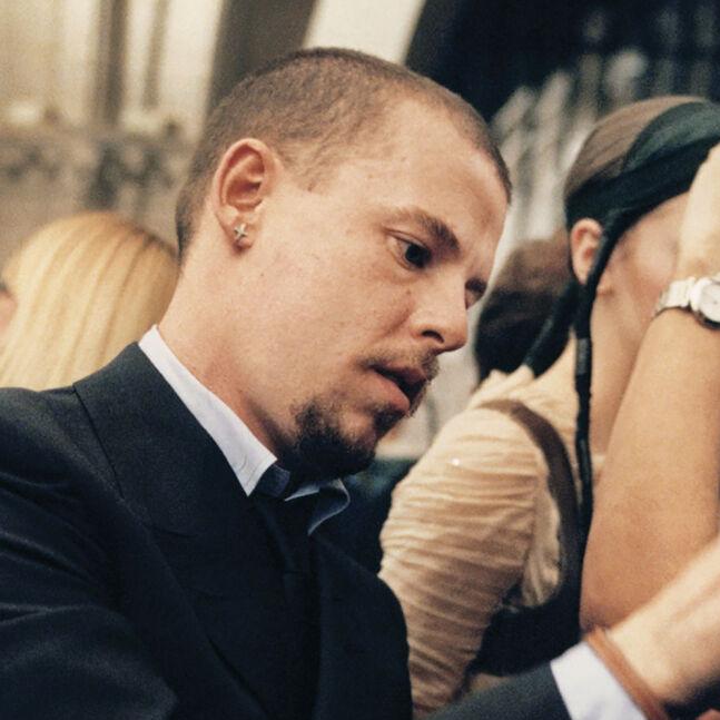 Lee Alexander McQueen and Ann Ray Make an Emotional ‘Rendez-Vous’